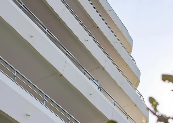 아파트 Terracotta