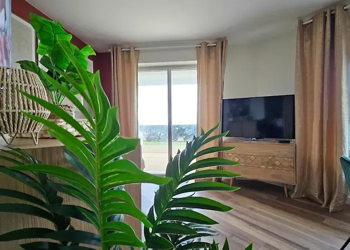 아파트 Terracotta