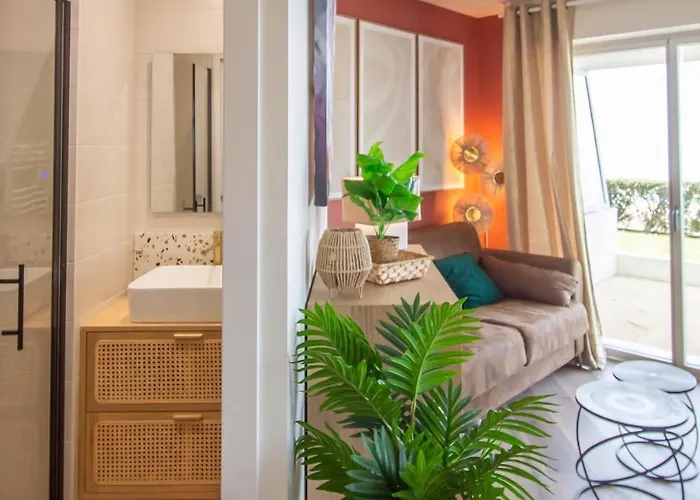 아파트 Terracotta 로양